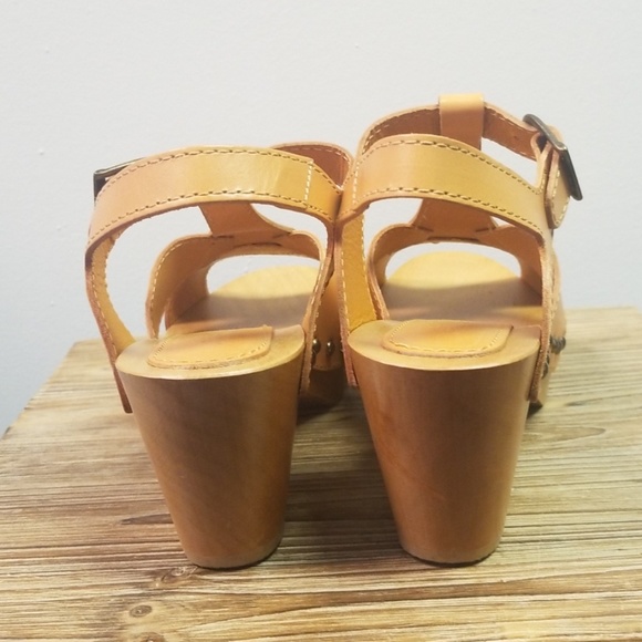 APC Beige Sandle Shoe - Picture 3 of 6